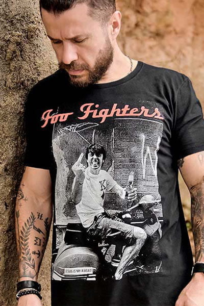 Camiseta Foo Fighters Masculina Preta Básica