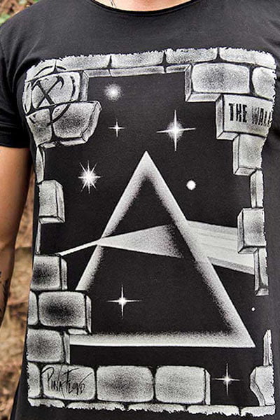 Camiseta Pink Floyd Masculina Preta Básica